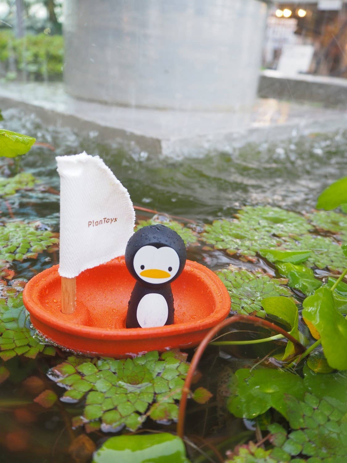 PlanToys - Segelboot Pinguin