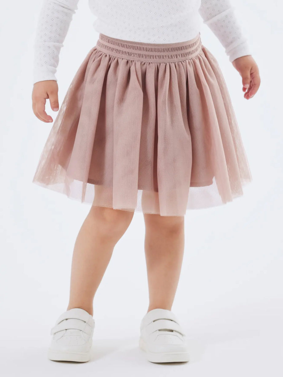 name it Tüllrock (nmfnutulle) Woodrose