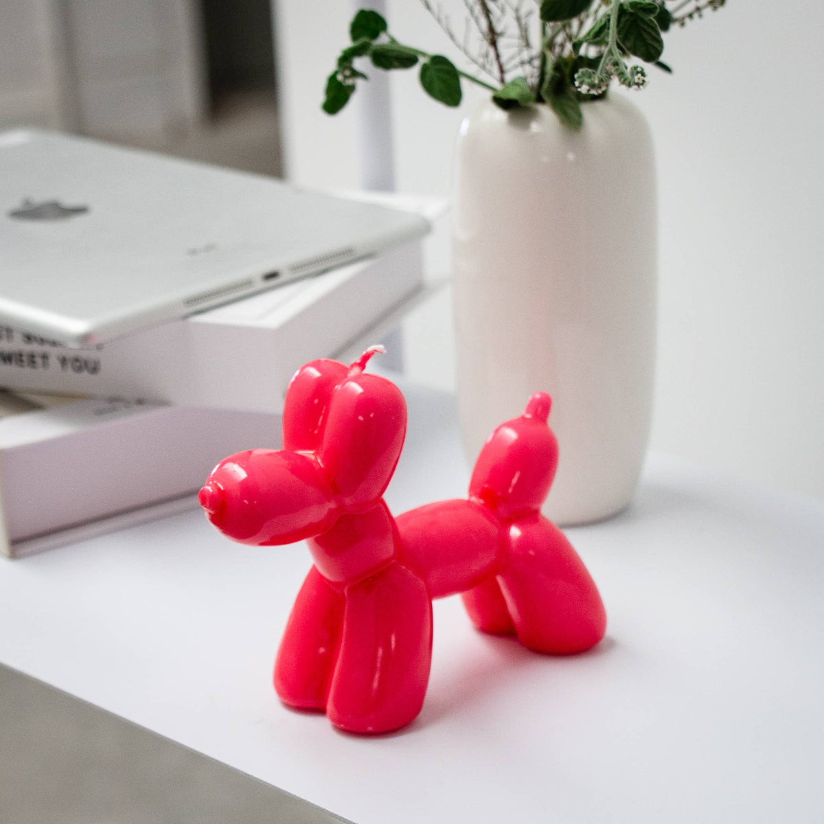Helio Ferretti BALLONHUND-KERZE magenta