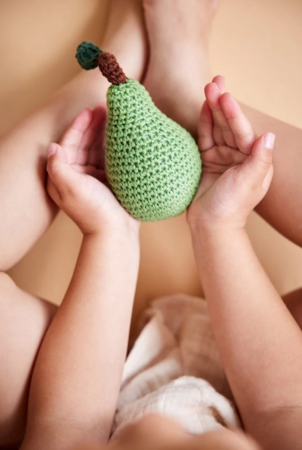 global affairs Häkelrassel Zitrone