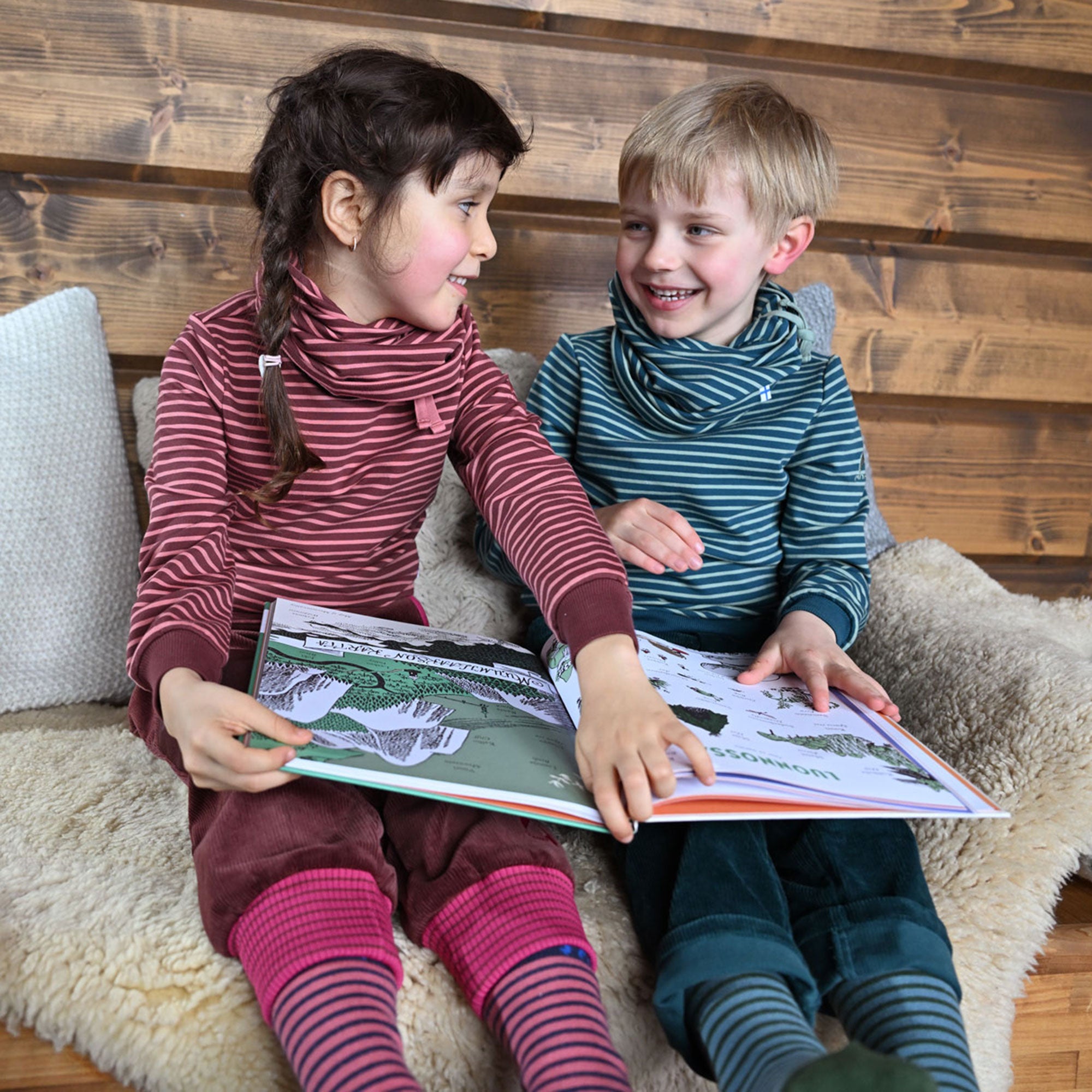 Finkid Schlauchschal Tunneli Twist sable/ terra cotta