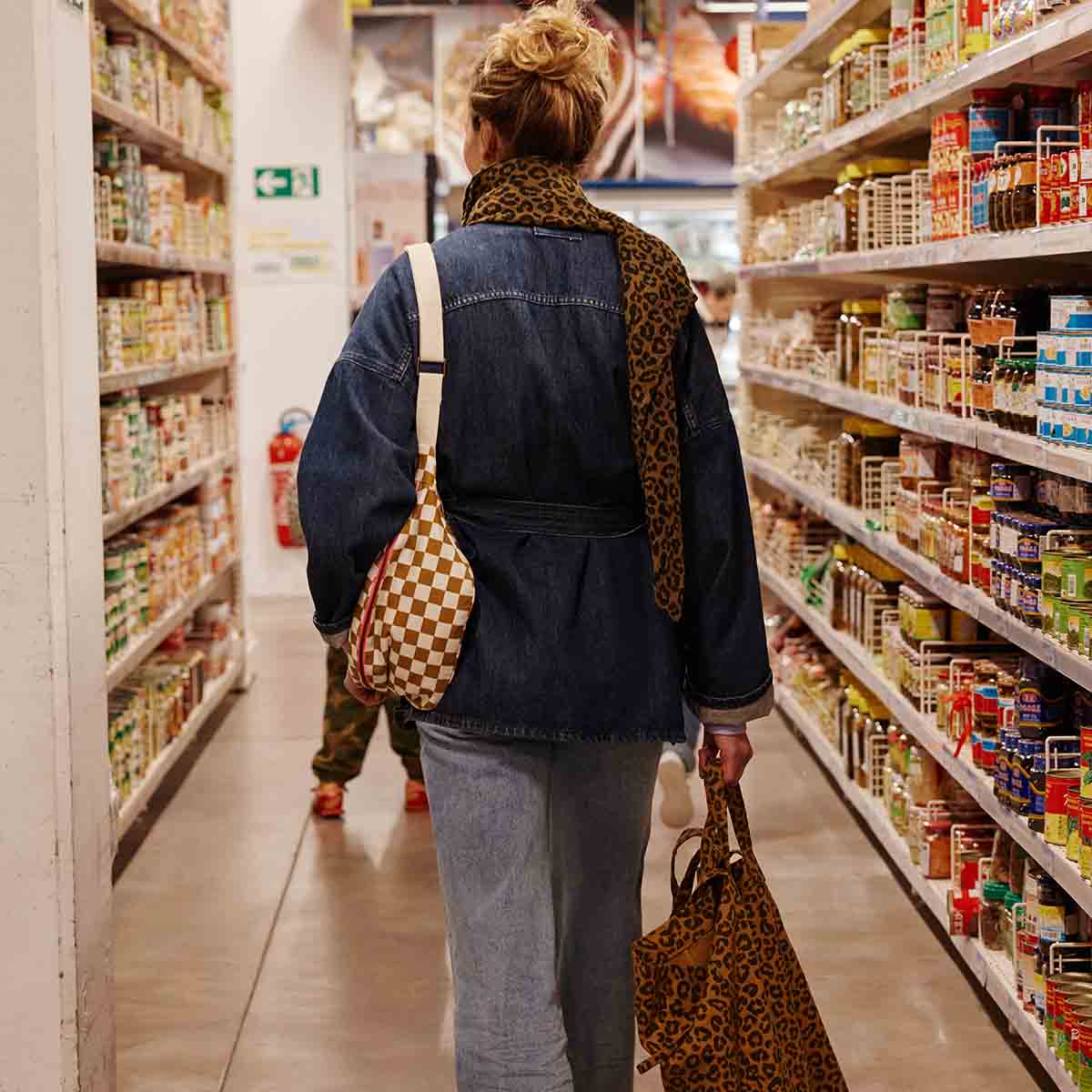 Damengürteltasche kariert in Karamell: Schachbrett