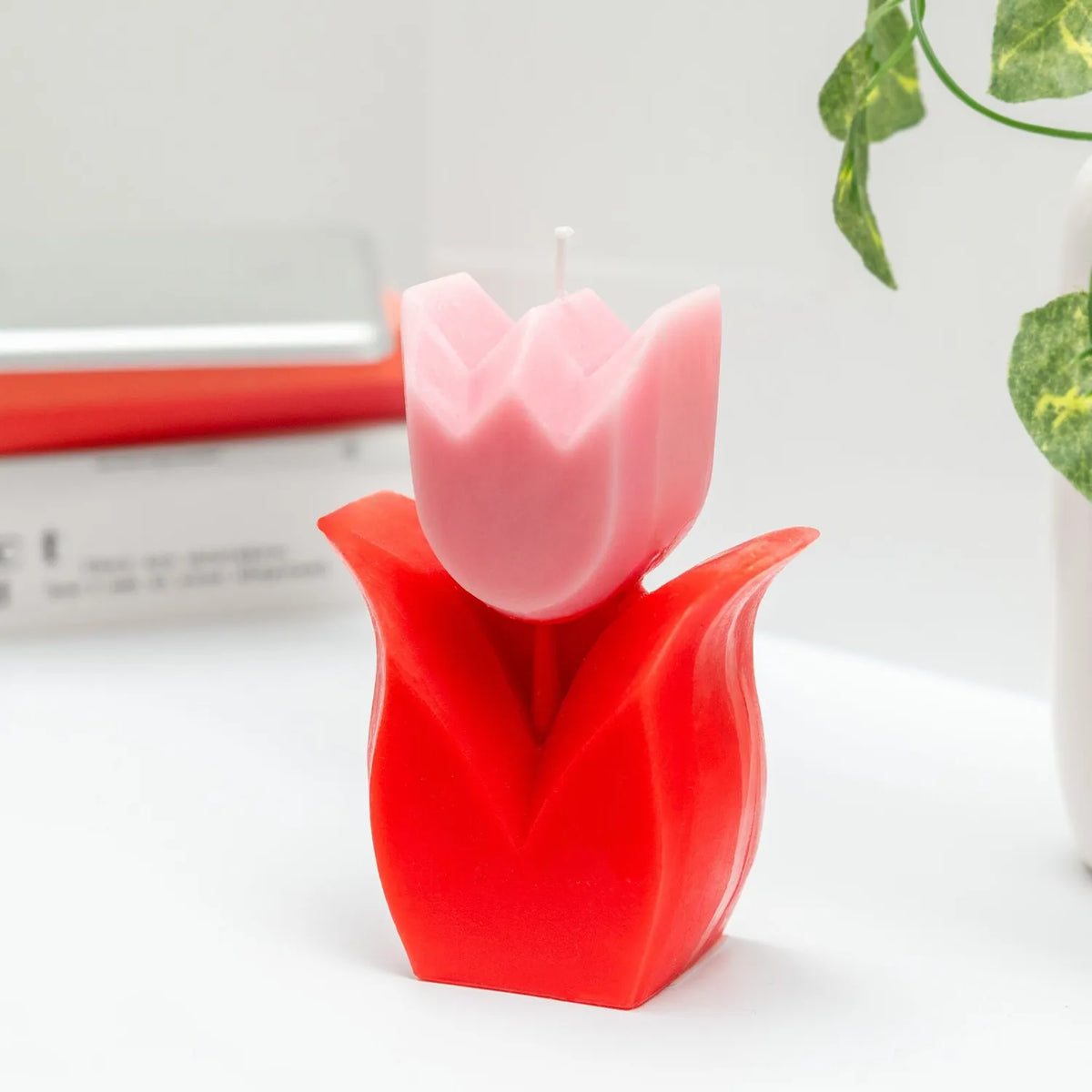 Helio Feretti Kerze Tulpe