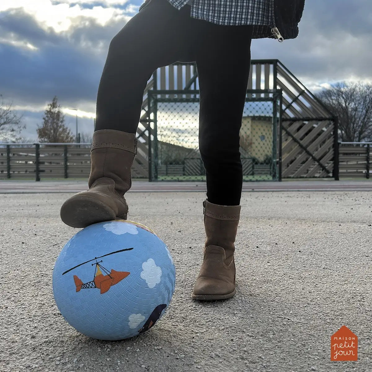 Petit Jour - Kautschukball groß „Flugfahrzeuge“