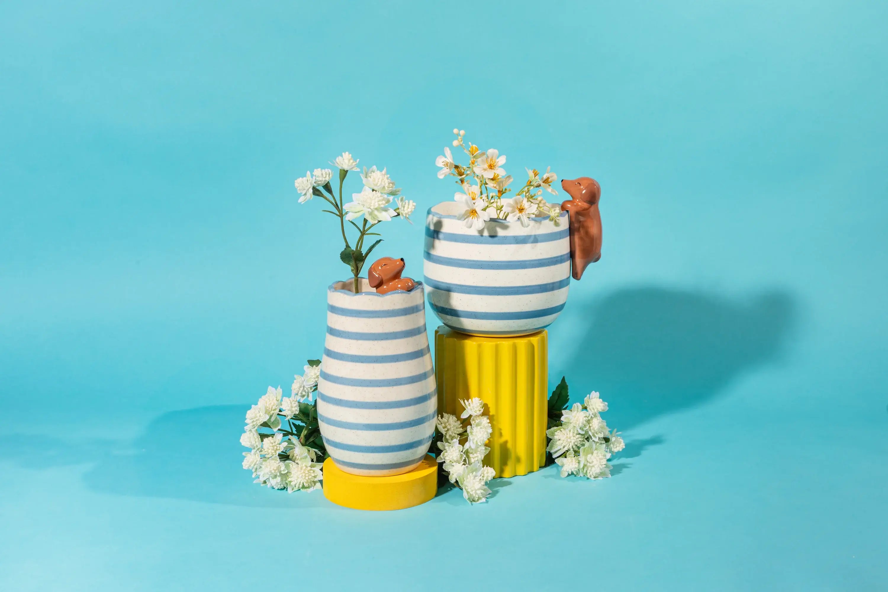 Sass & Belle Guckende Dackelvase