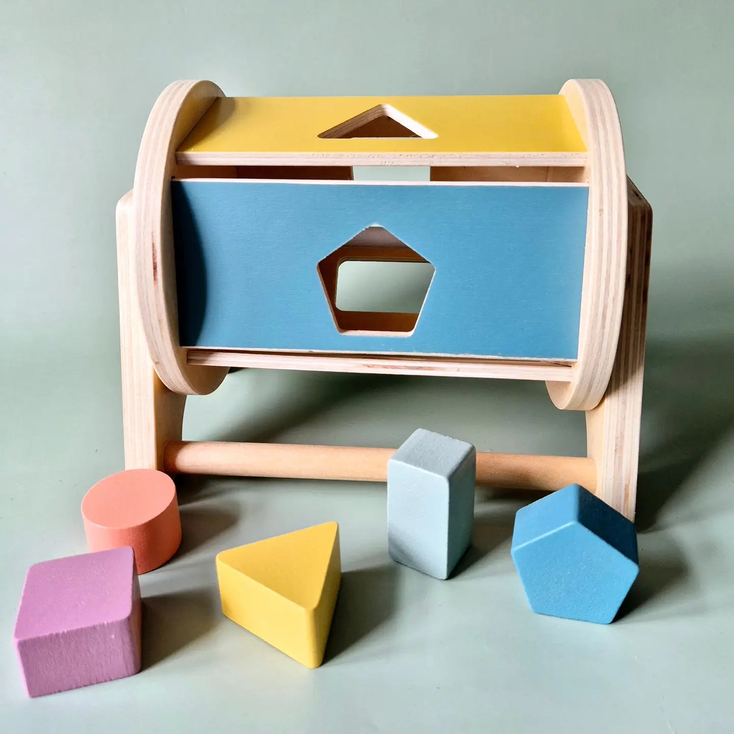 Rammelaartje drehbare Montessori Formenbox