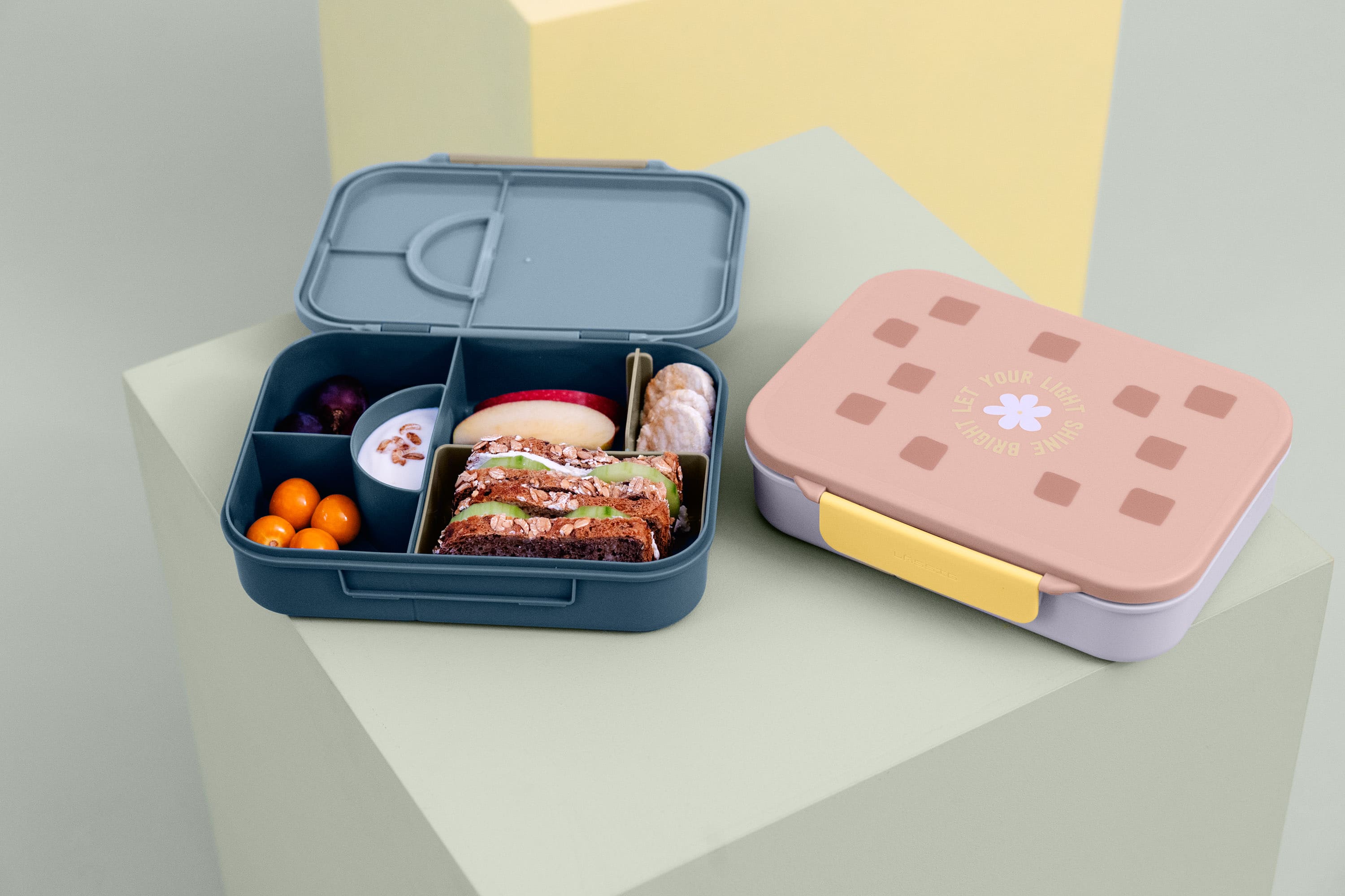 Lässig Lunchbox Pattern Party blue