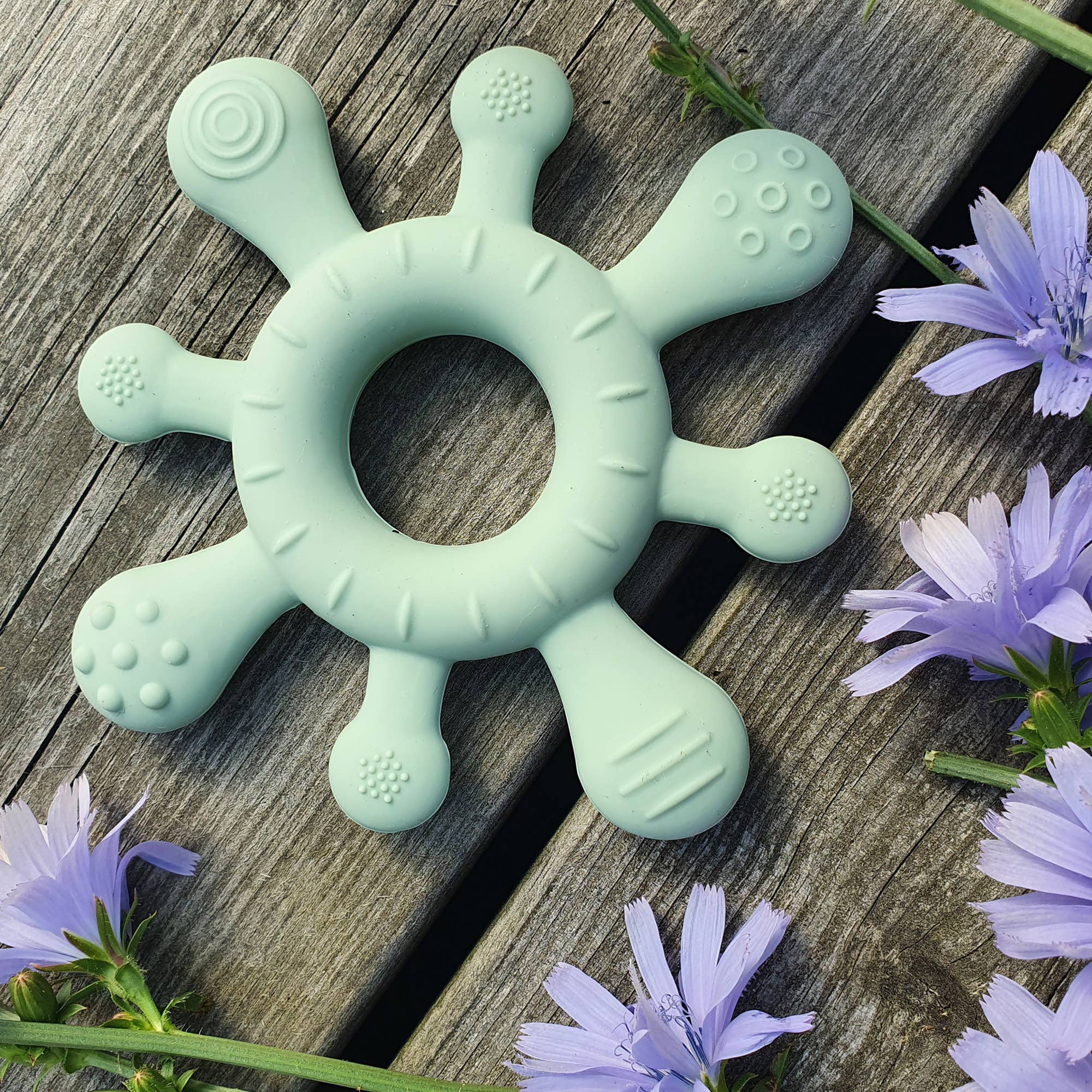 Beißring für Babys aus Silikon Coral Cameo Green