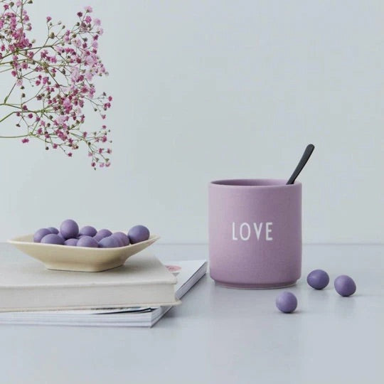 Designletters Becher LOVE
