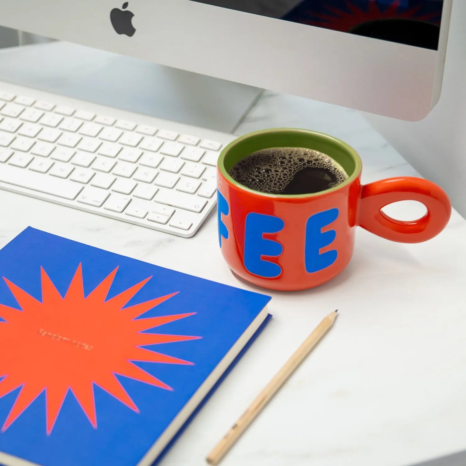 Helio Feretti Tasse Coffee rot