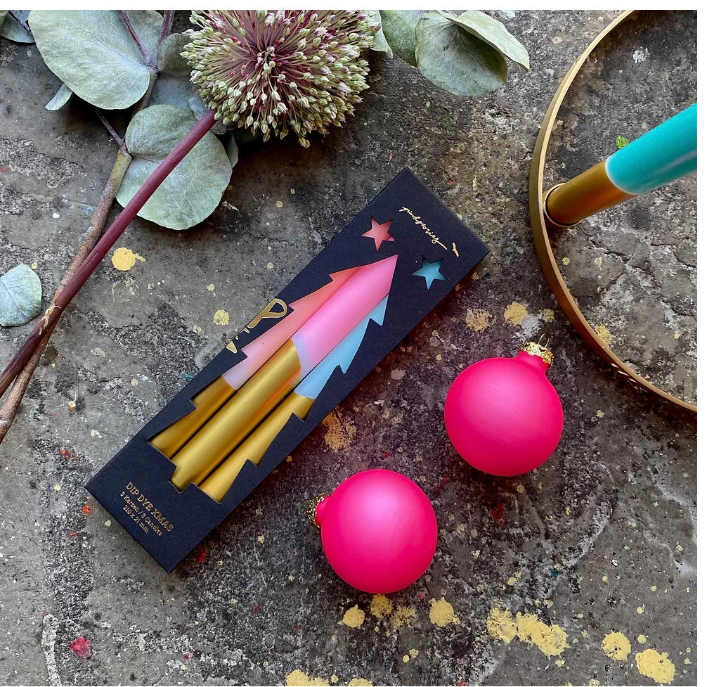 Pink Stories Xmas Fireworks