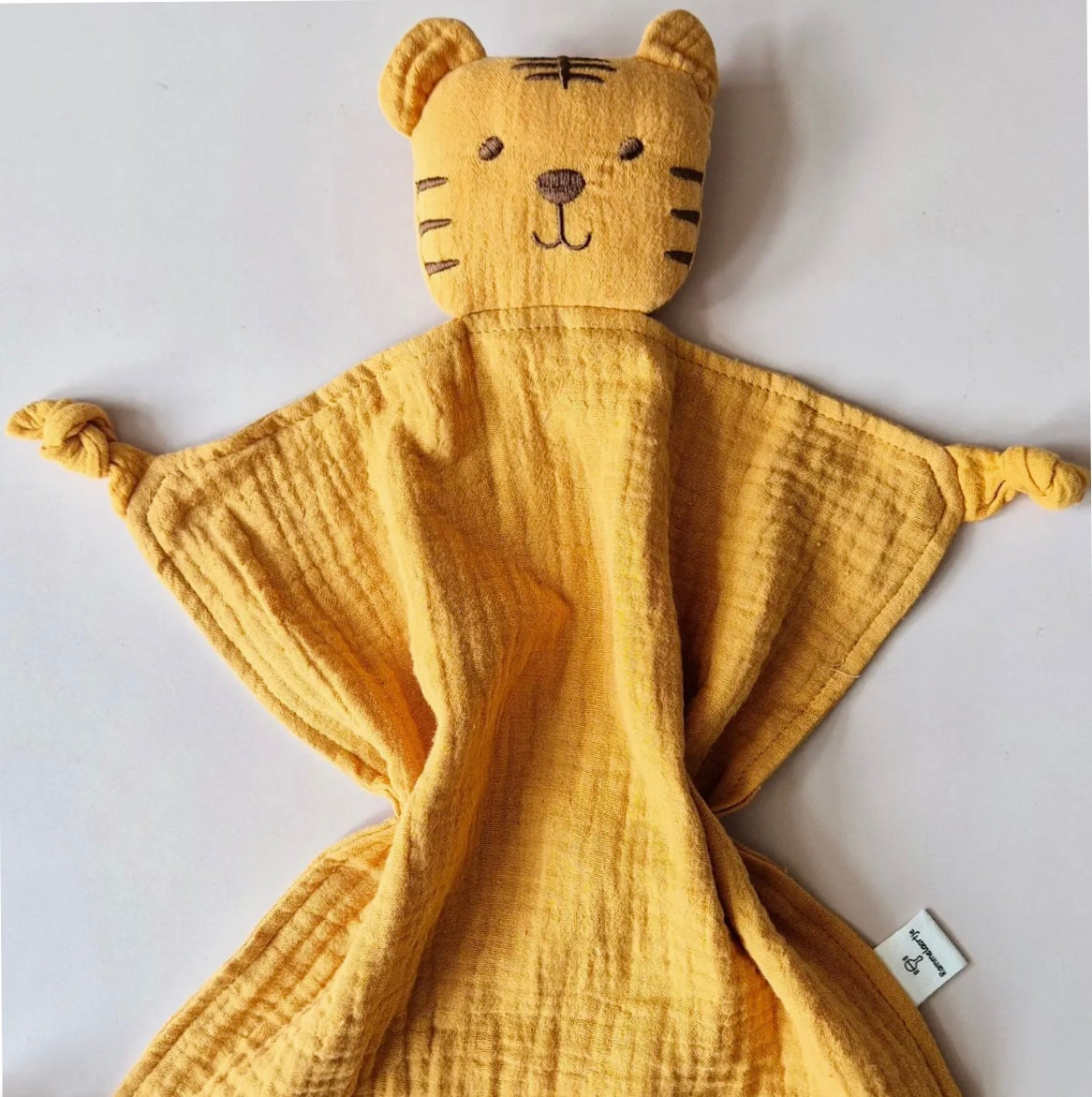 Rammelaartje Muslin Comforter Kuscheltiger