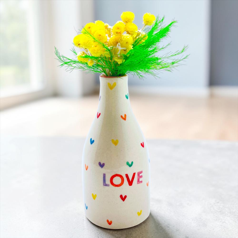 Noï Keramikvase Lovehearts