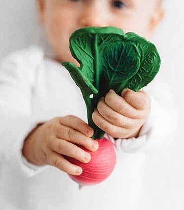Oli&Carol Teether Ramona the Radish
